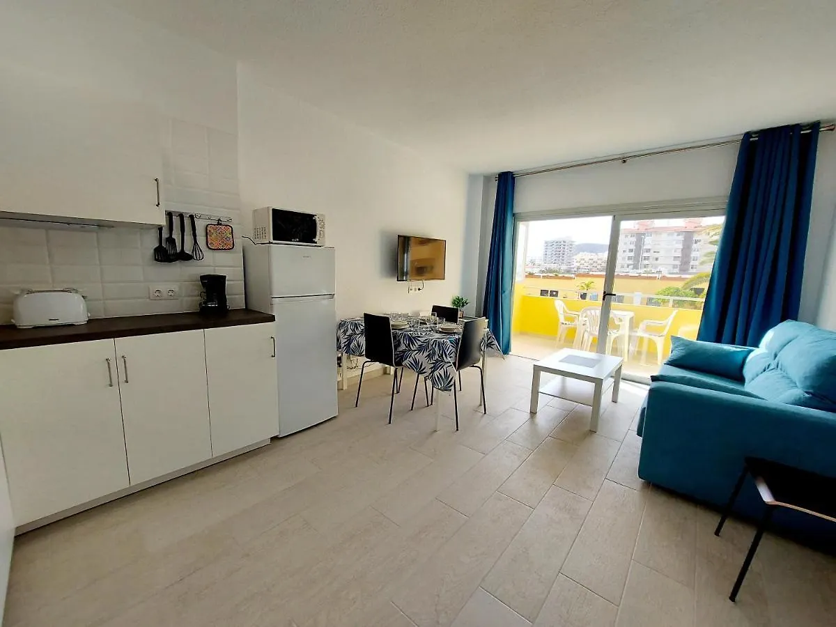 Sunny Cozy Nice Apartment Loscristianos Wifi,Pool Los Cristianos  Spain
